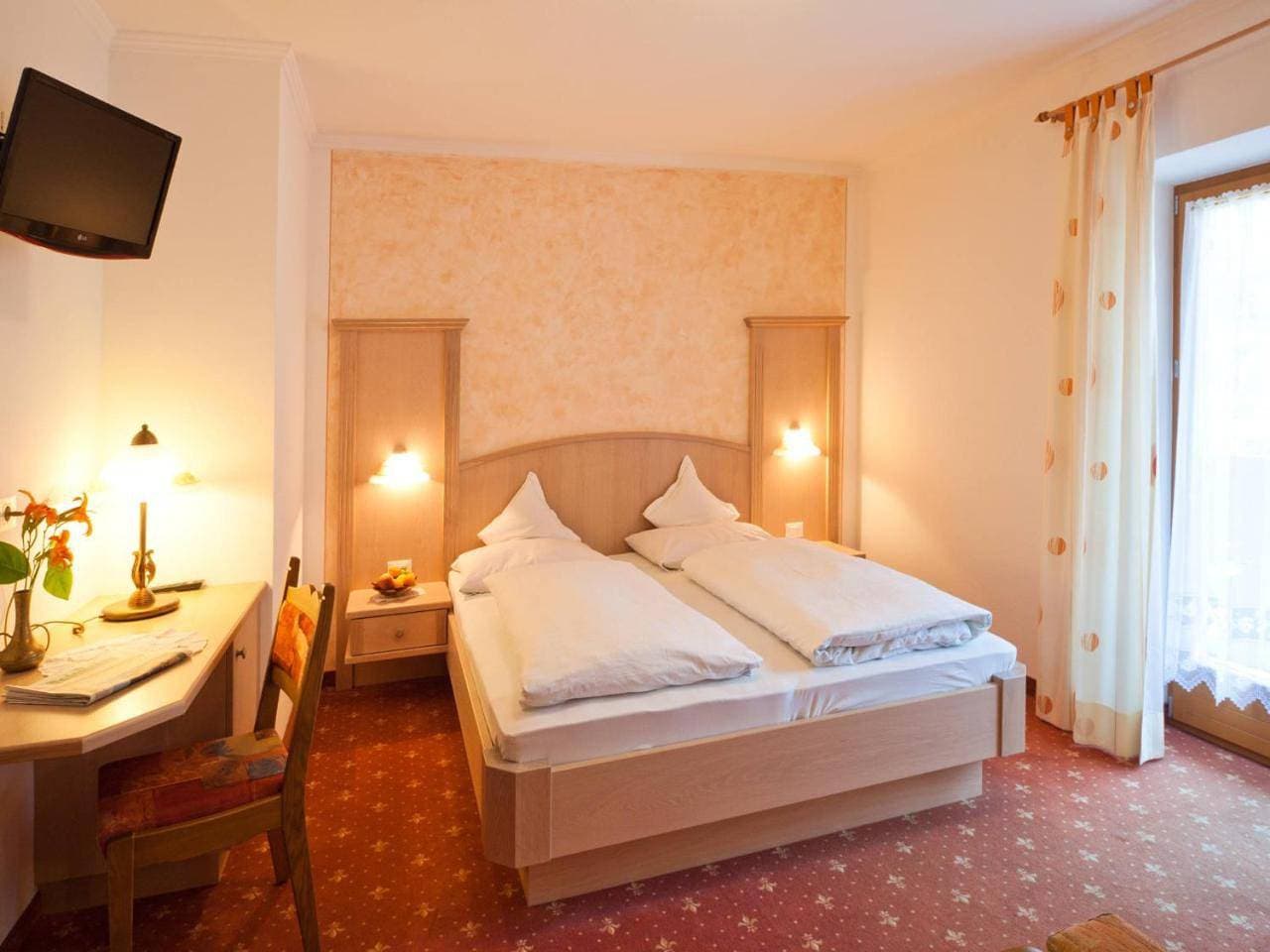 Foto 7 von 16: Basic Double Room