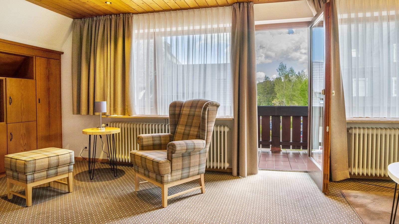 Foto 3 von 13: Ferienwohnung 'Wohnung 3 Mit Balkon' mit Balkon und WLAN