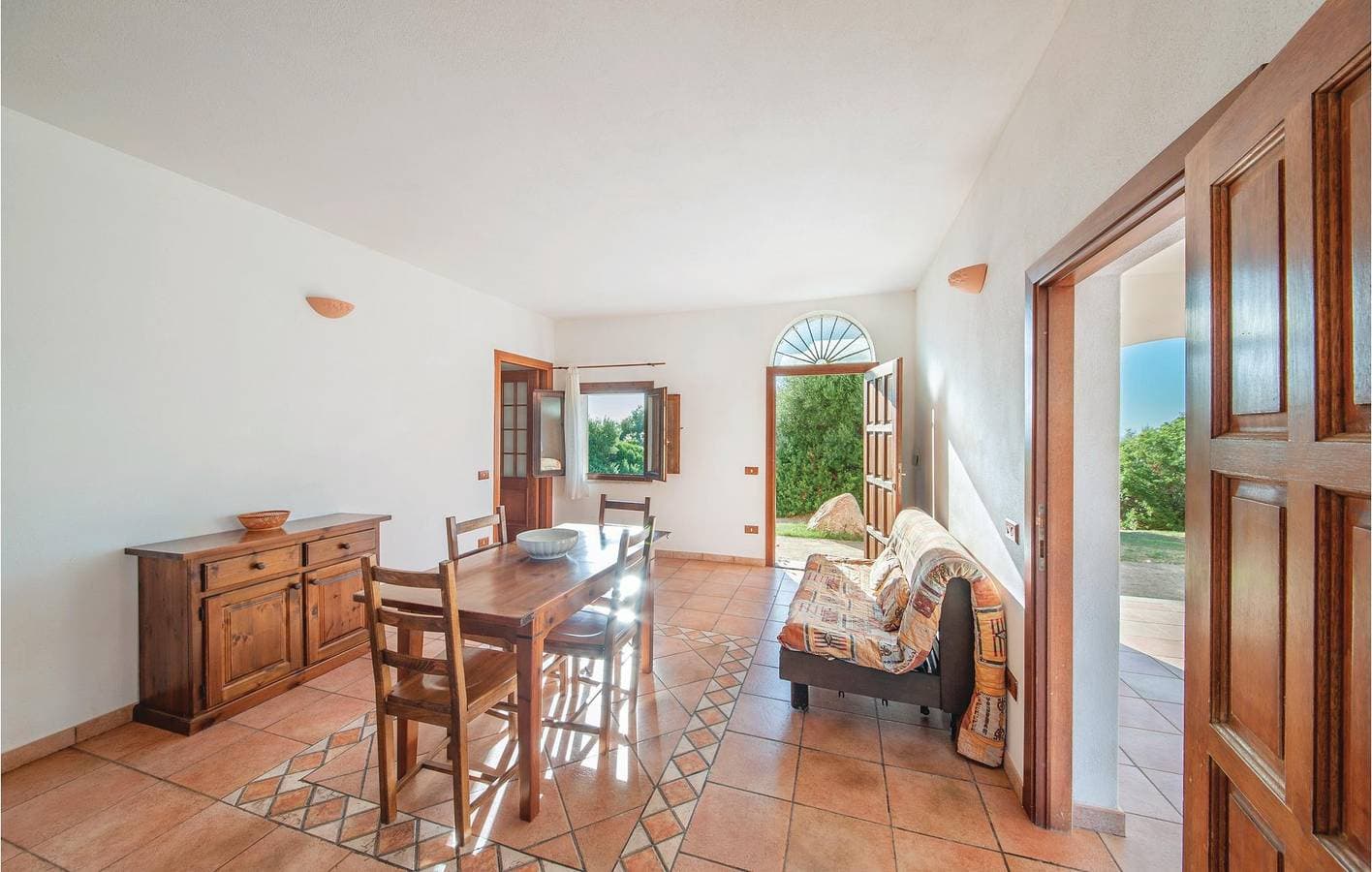 Foto 13 von 22: Apartment mit Meerblick, Pool und Parkplatz - 2 km zum Strand