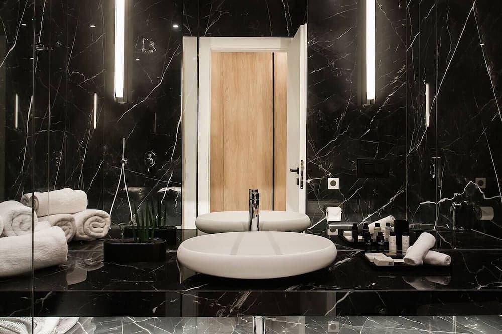 Foto 4 von 12: Superior Luxury Suite Athens Riviera by The Olon