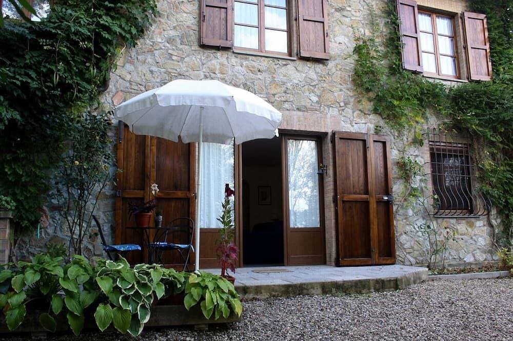Casciano Häuschen in der Toskana, mit Garten und Pool 1