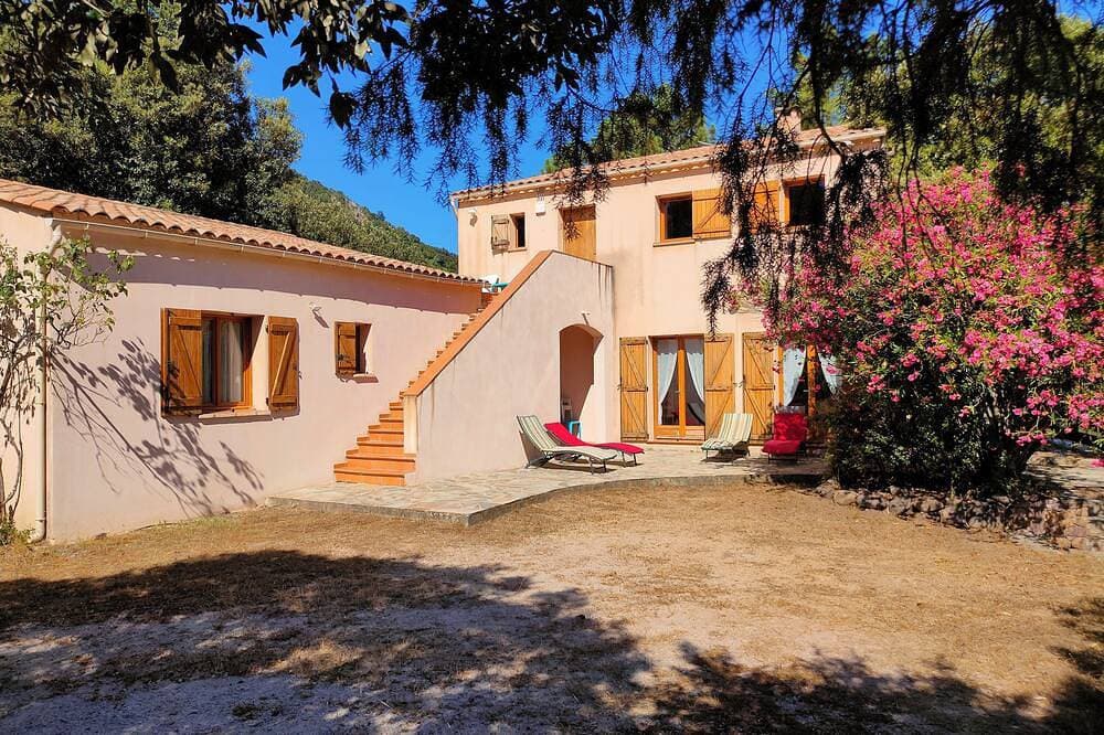 Foto 6 von 21: Beautiful house, exceptional location