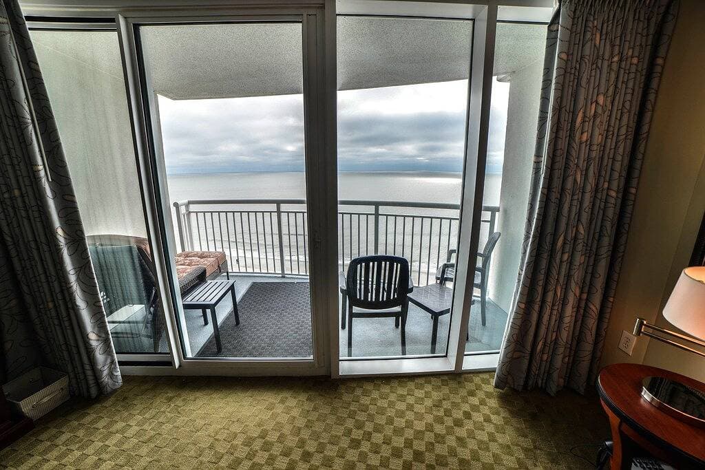 Foto 5 von 47: Erstaunlicher Luxus direkt am Meer 1Bd / 1Ba, modernes Dekor. Schöner Ort!