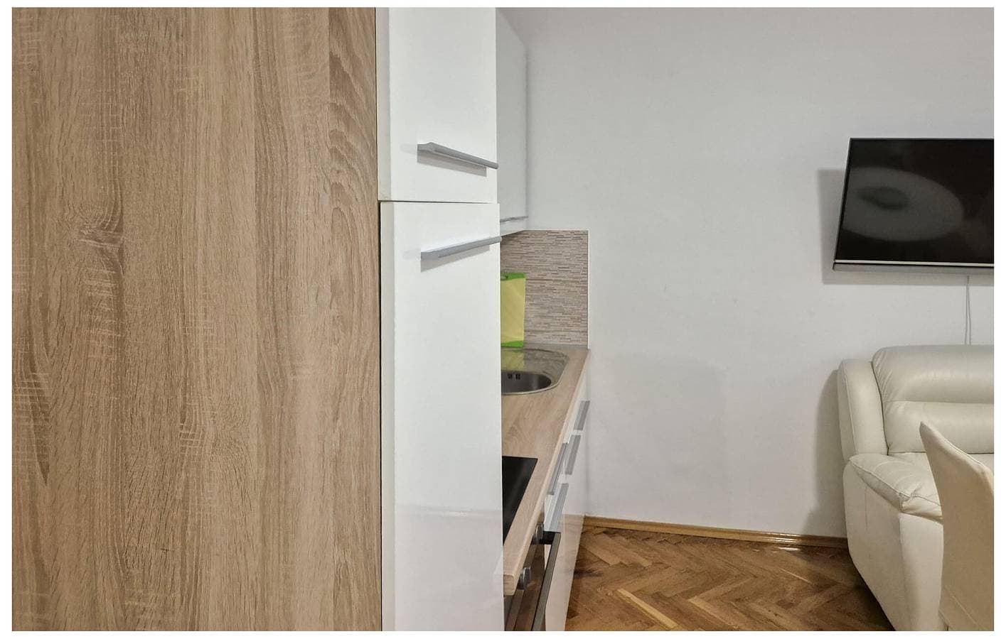Foto 11 von 18: Gemütliche Ferienwohnung mit Meerblick, WLAN, Klimaanlage und Garten – 800 m vom Strand entfernt