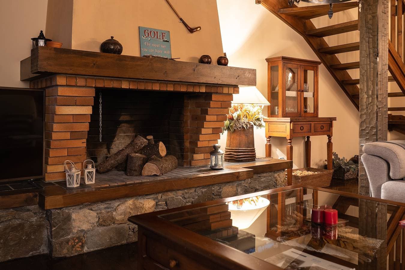 Foto 7 von 33: Ferienhaus "Casa Fontanals de Cerdanya" mit Bergblick, WLAN, Terrasse und Garten