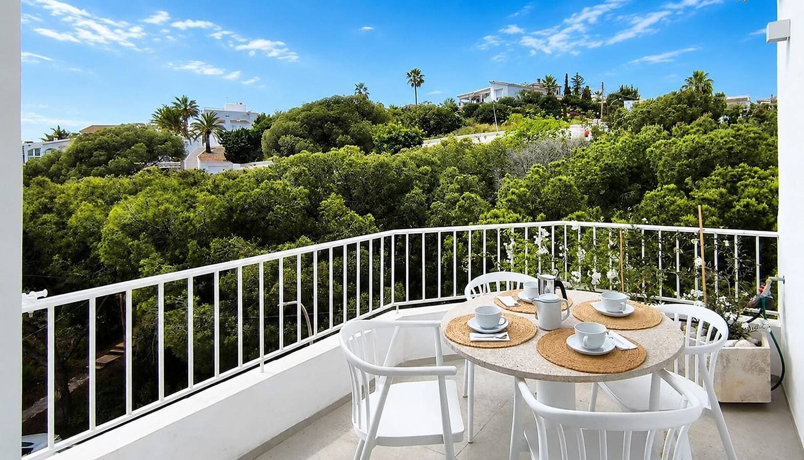 Foto 2 von 25: Apartment 'Azura' mit Meerblick, WLAN und Klimaanlage