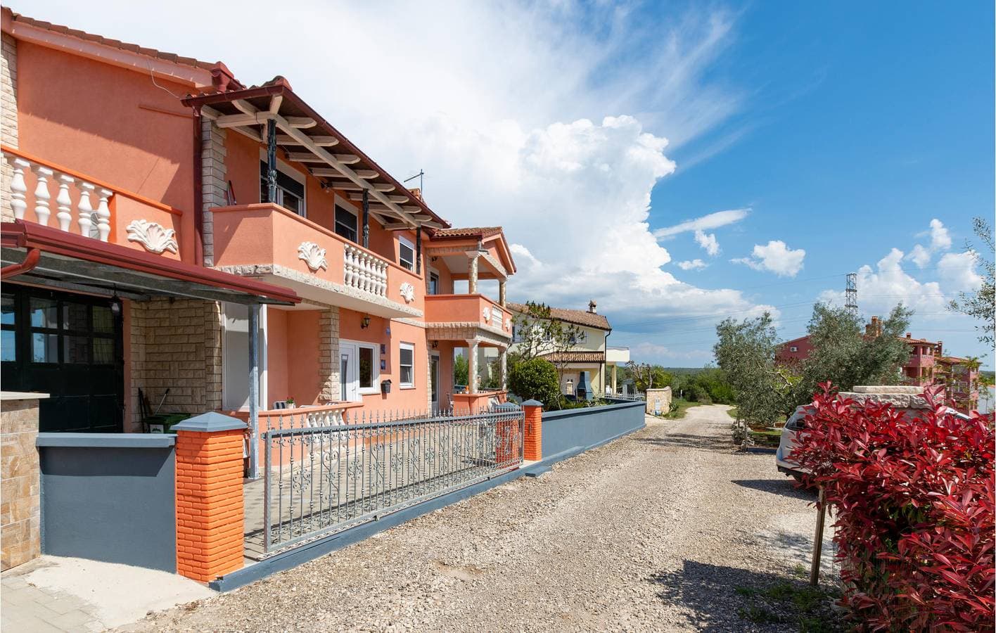 Gemütliche Ferienwohnung: WLAN, Klimaanlage und Terrasse in der Nähe des FKK-Strandes von Barbariga 1