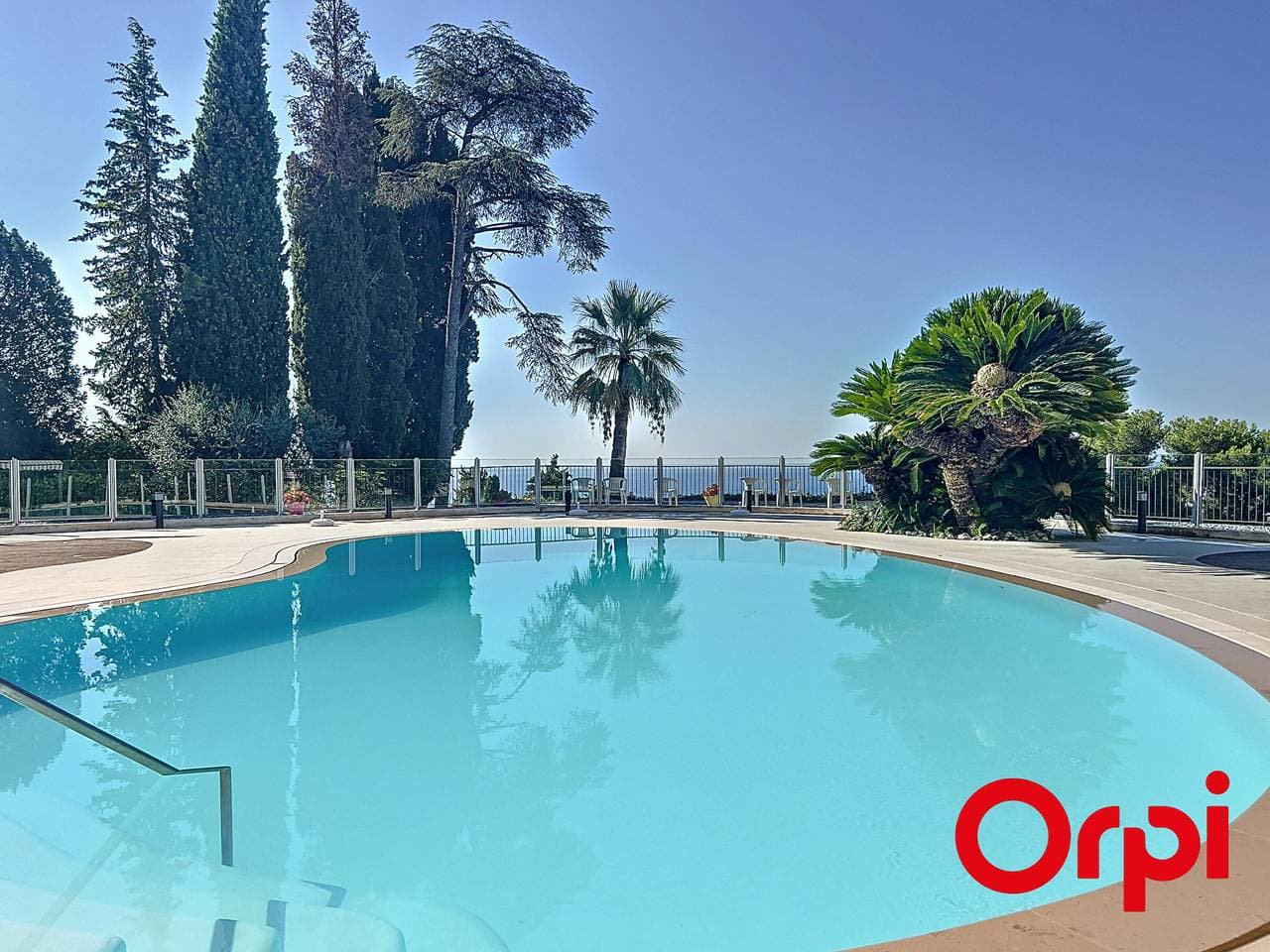 Foto 2 von 16: Ruhige Wohnung mit Pool und WLAN in Menton