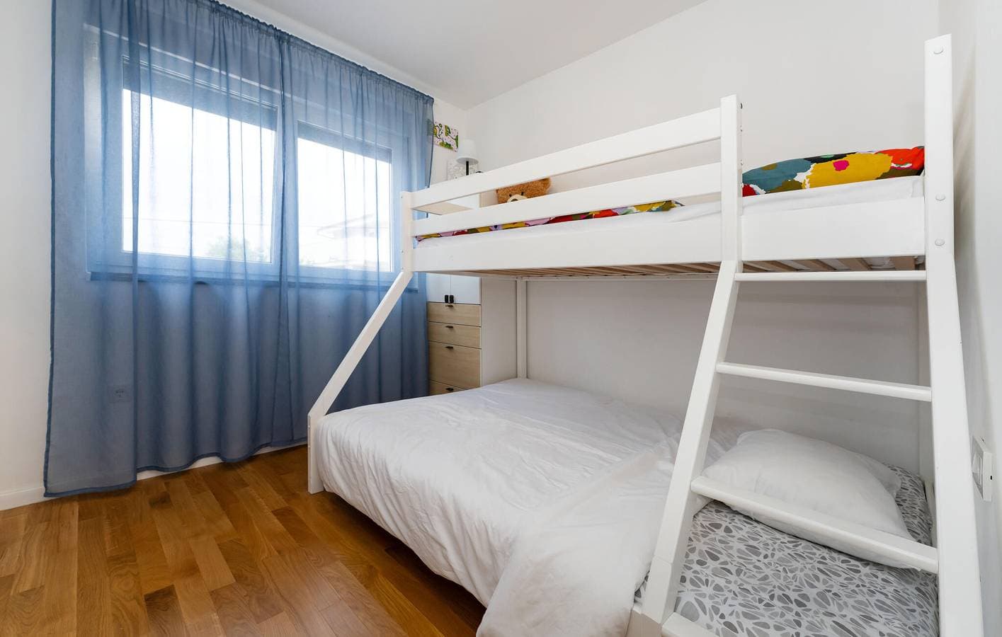 Foto 7 von 35: Gemütliche 2-Zimmer-Wohnung in der Nähe der Küste und des Stadtzentrums