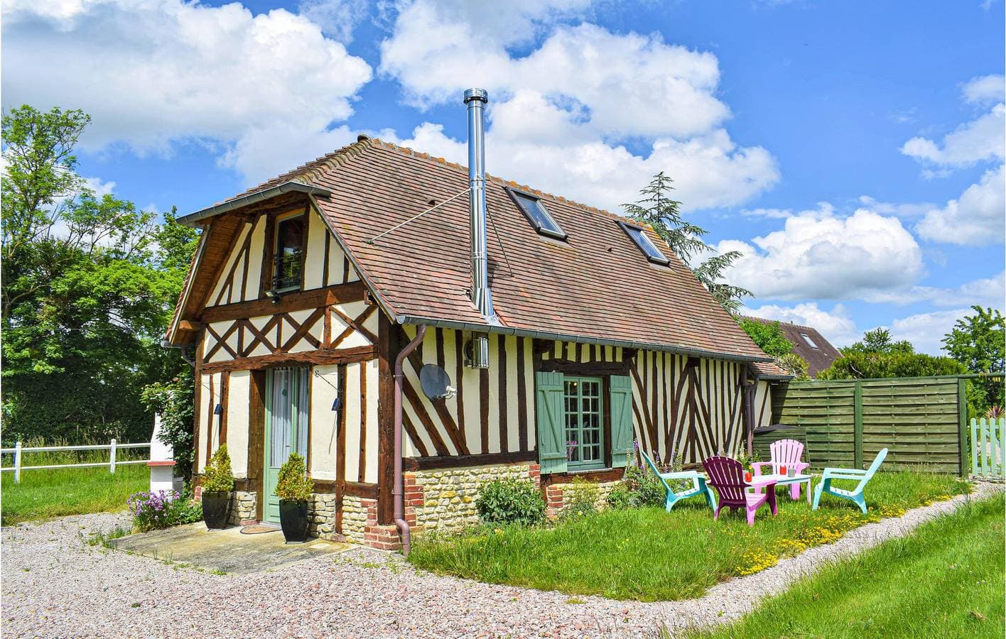 Gemütliche 2BR Wohnung mit Parkplatz & Garten 1