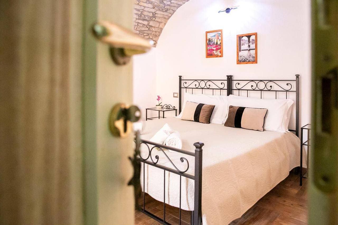 La Torre del Pozzo Guest House 1
