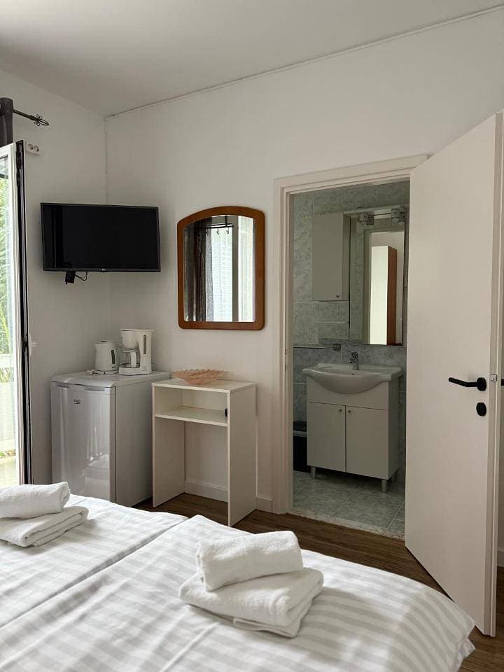 Foto 10 von 15: Double Room with Balcony