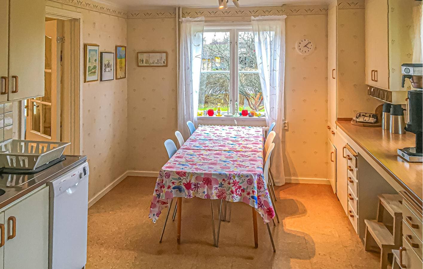 Foto 6 von 24: Ferienhaus für 8 Personen mit Terrasse