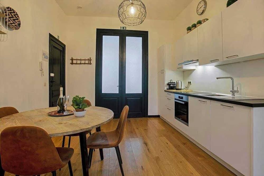 Foto 11 von 15: 2-Bed Haven with Patio in Antwerp + Free parking
