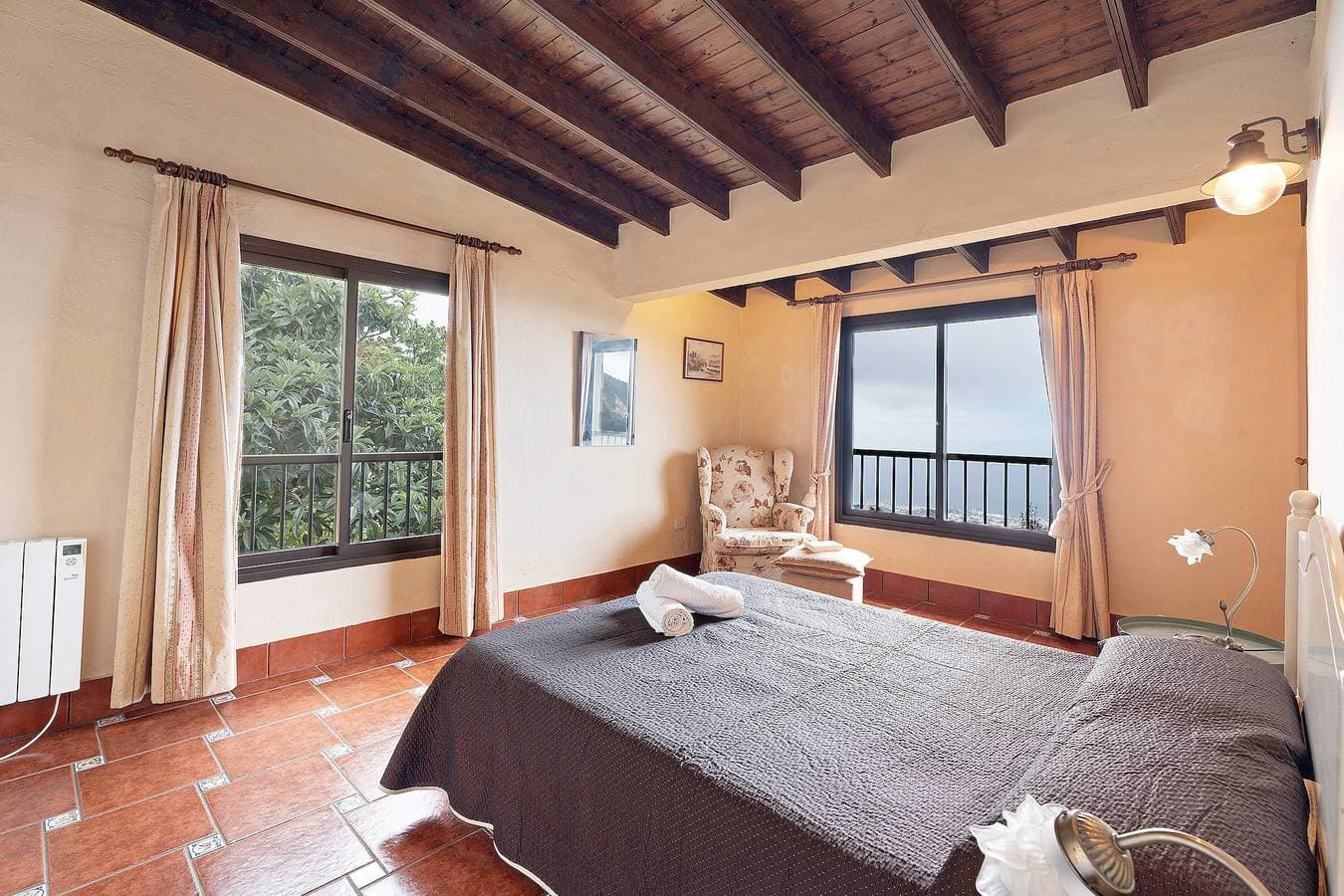 Foto 5 von 24: Ferienhaus 'Los Nardos' mit Meerblick, privater Terrasse und privatem Garten