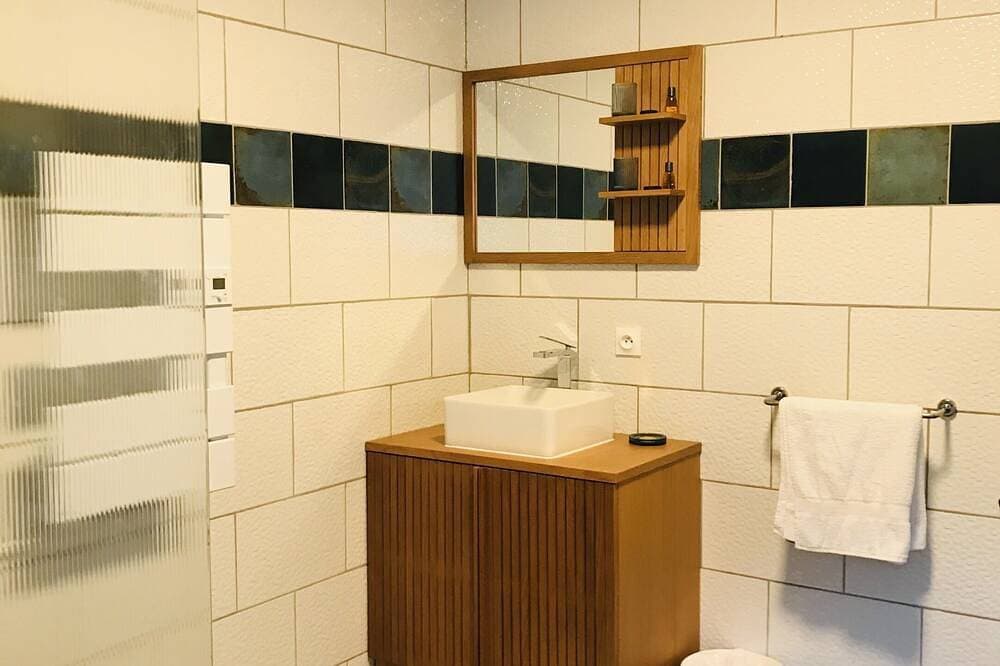 Foto 13 von 30: King-Charakteristisch-Ensuite mit Bad-Bergblick