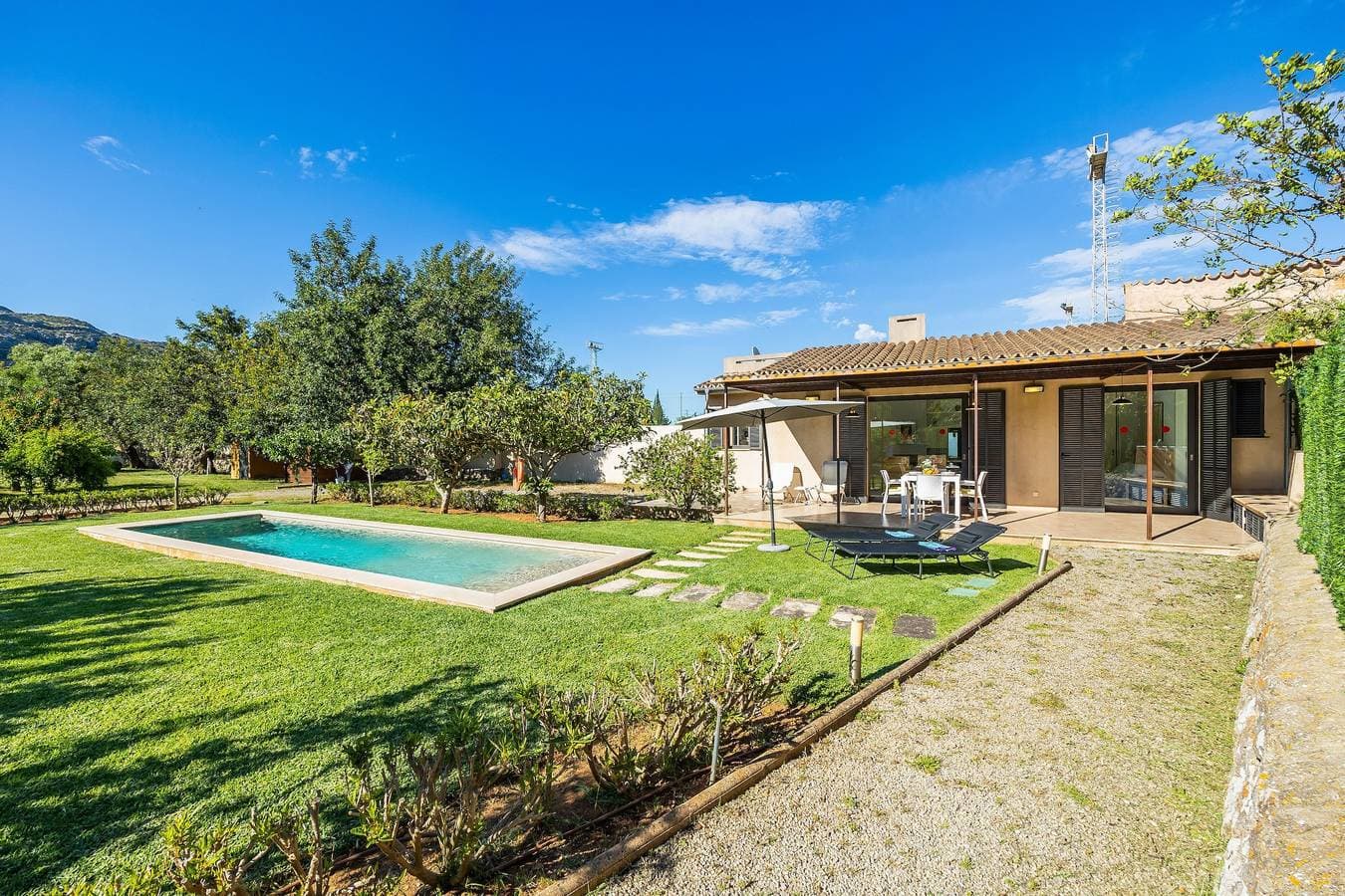 Foto 4 von 36: Villa 'Alfonsa' mit Bergblick, WLAN und Klimaanlage