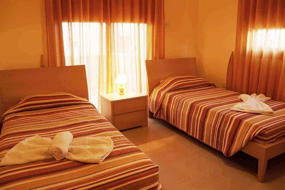 Foto 2 von 13: Kyklades Resort Dpsbf01 - Ein Bett Apt-Patio-Pool-Tennis-Gym-Spa