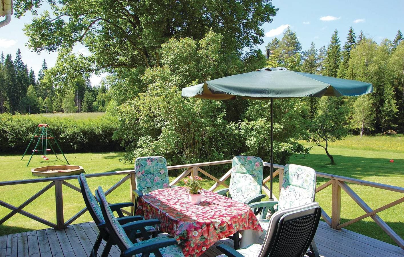 Foto 8 von 31: Ferienhaus für 6 Personen mit Terrasse