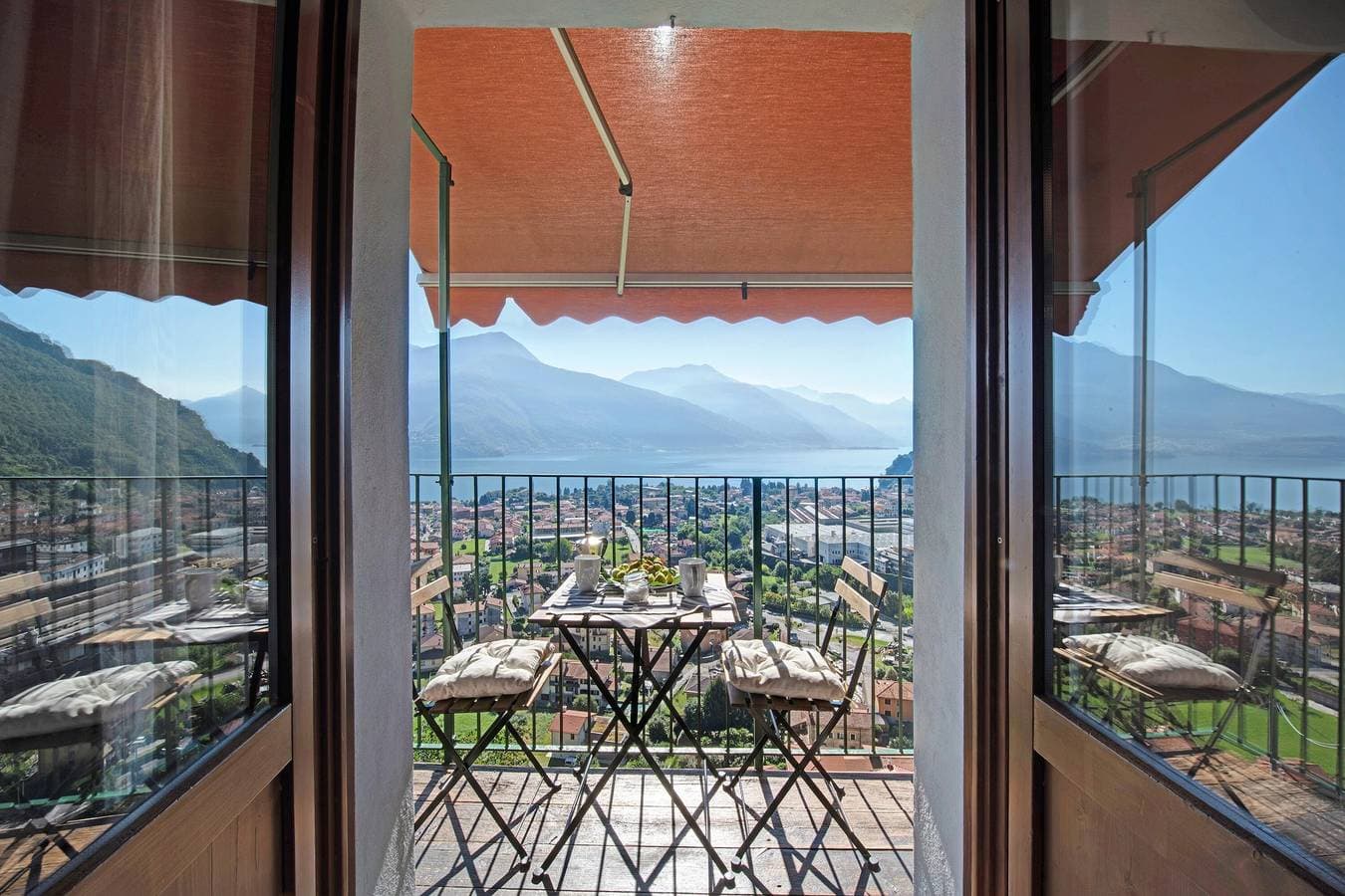 Foto 3 von 20: Ferienwohnung im schönen Weingut 'Crotto Palma' mit Seeblick und WLAN