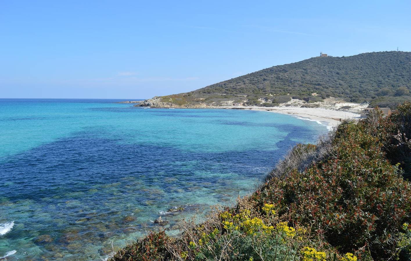 Foto 8 von 19: Apartment mit Meerblick, WLAN und Terrasse, 2,5 km von Plage Caruchettu entfernt