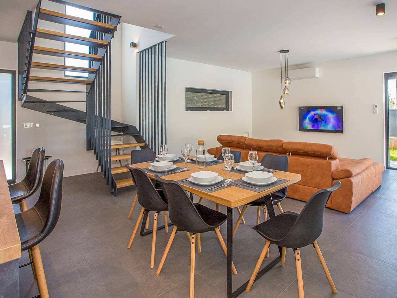 Foto 10 von 33: Rustikale Ferienwohnung mit Terrasse und Blick ins Grüne