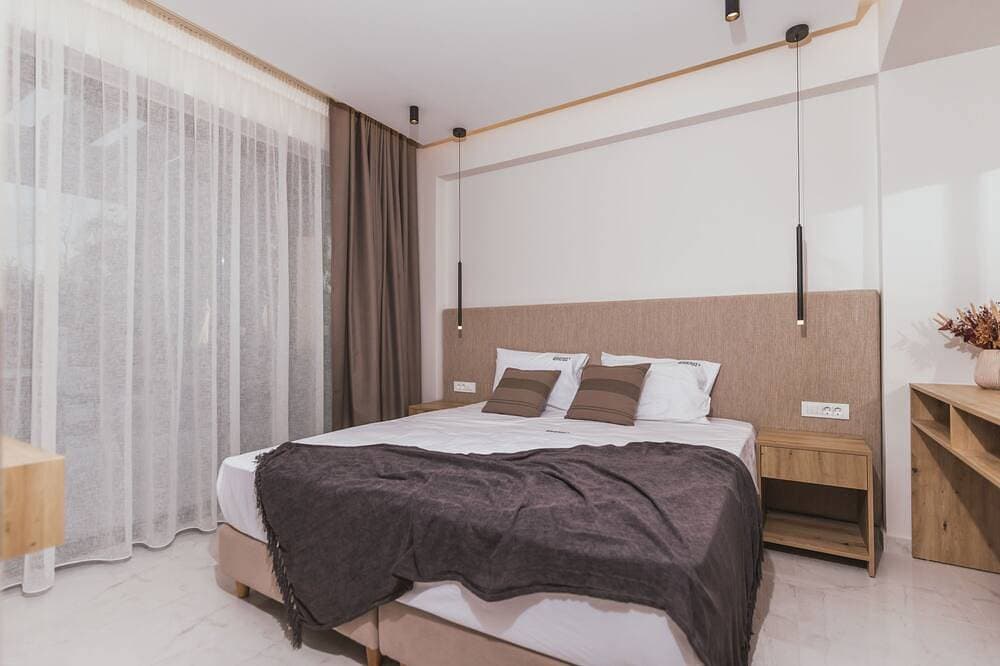Foto 2 von 30: Infinity Holiday Villas - 4 Bedroom Villa with Private Pool