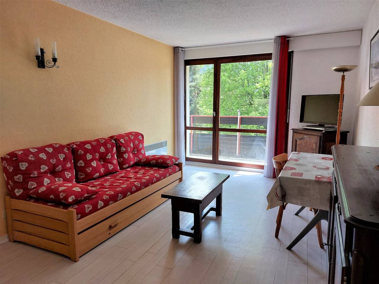 Foto 3 von 14: Wohnung 6 Pers, Südbalkon, nahe Langlaufloipen