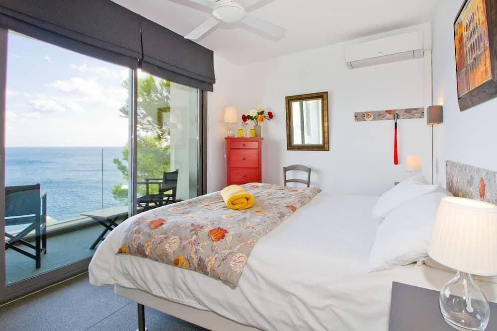 Foto 2 von 30: Can Ema, exklusive Villa mit Pool mit Meerblick