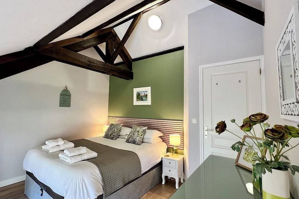 Ferienhaus am Fluss in Léhon, Dinan, Côtes d-Armor | Haustierfreundlich | Familien 1