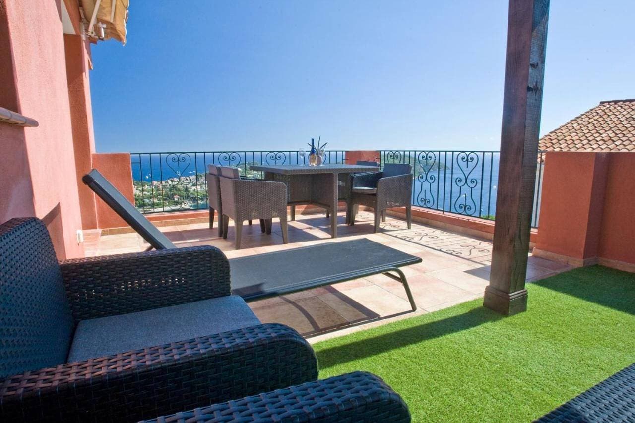 Foto 4 von 5: Apartment with Sea View