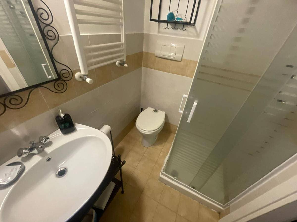 Foto 2 von 11: Classic Double Room with Shower