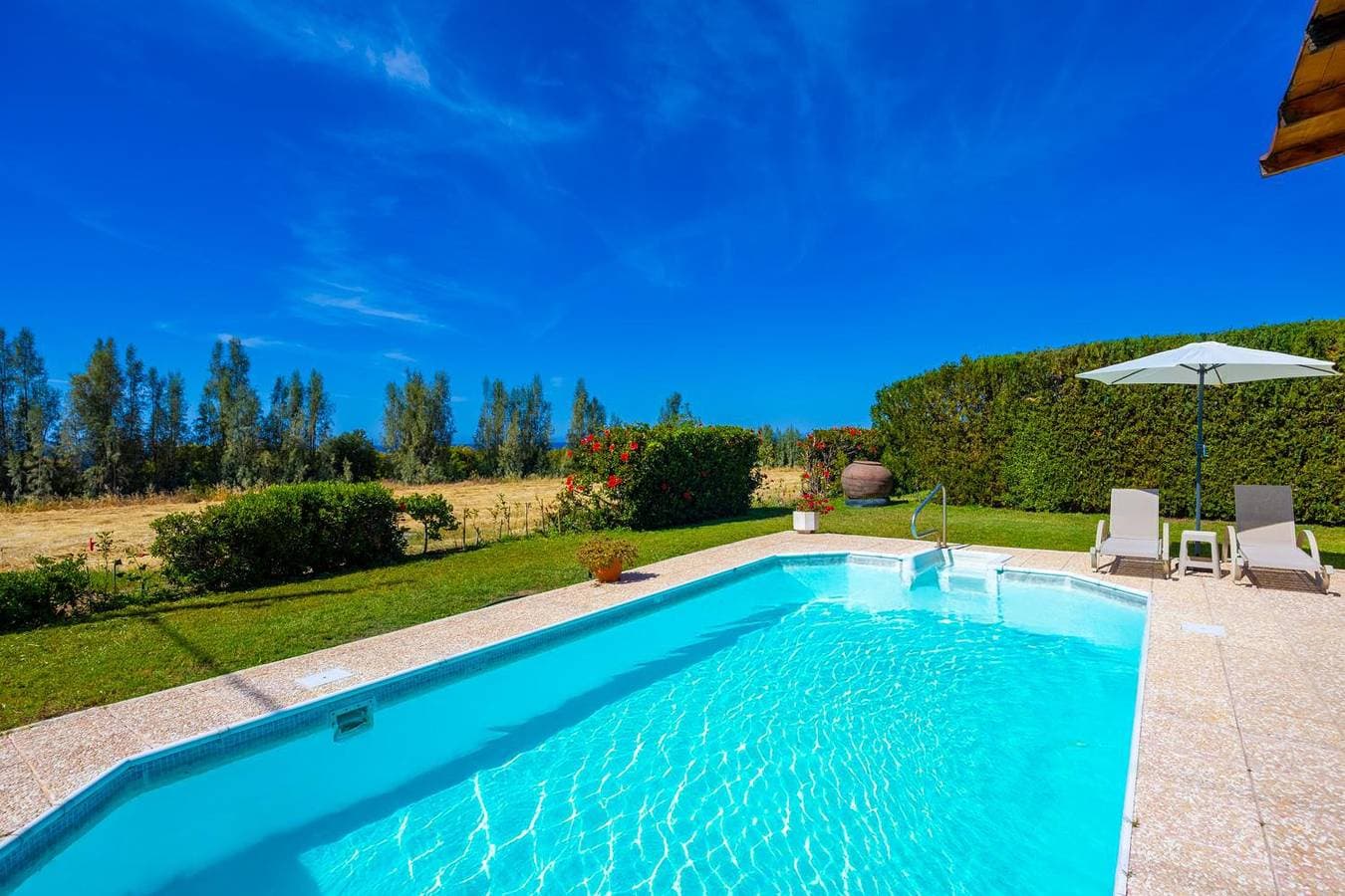 Foto 2 von 31: Villa für 4 Personen mit Meerblick