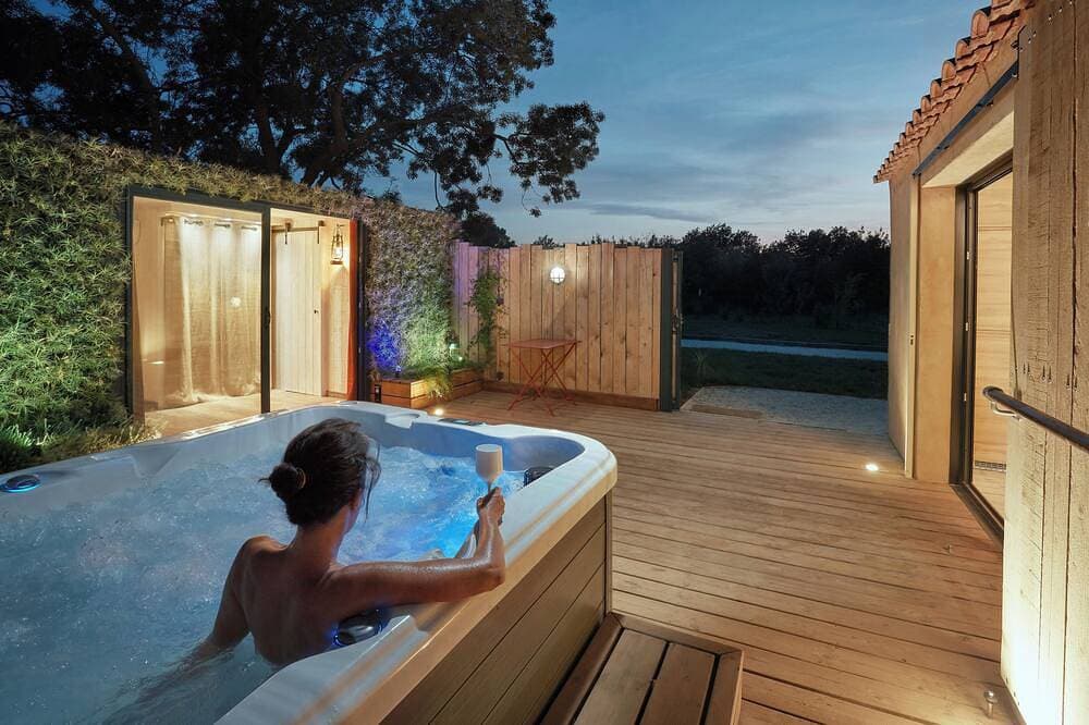 Pine Lodge and Spa 1
