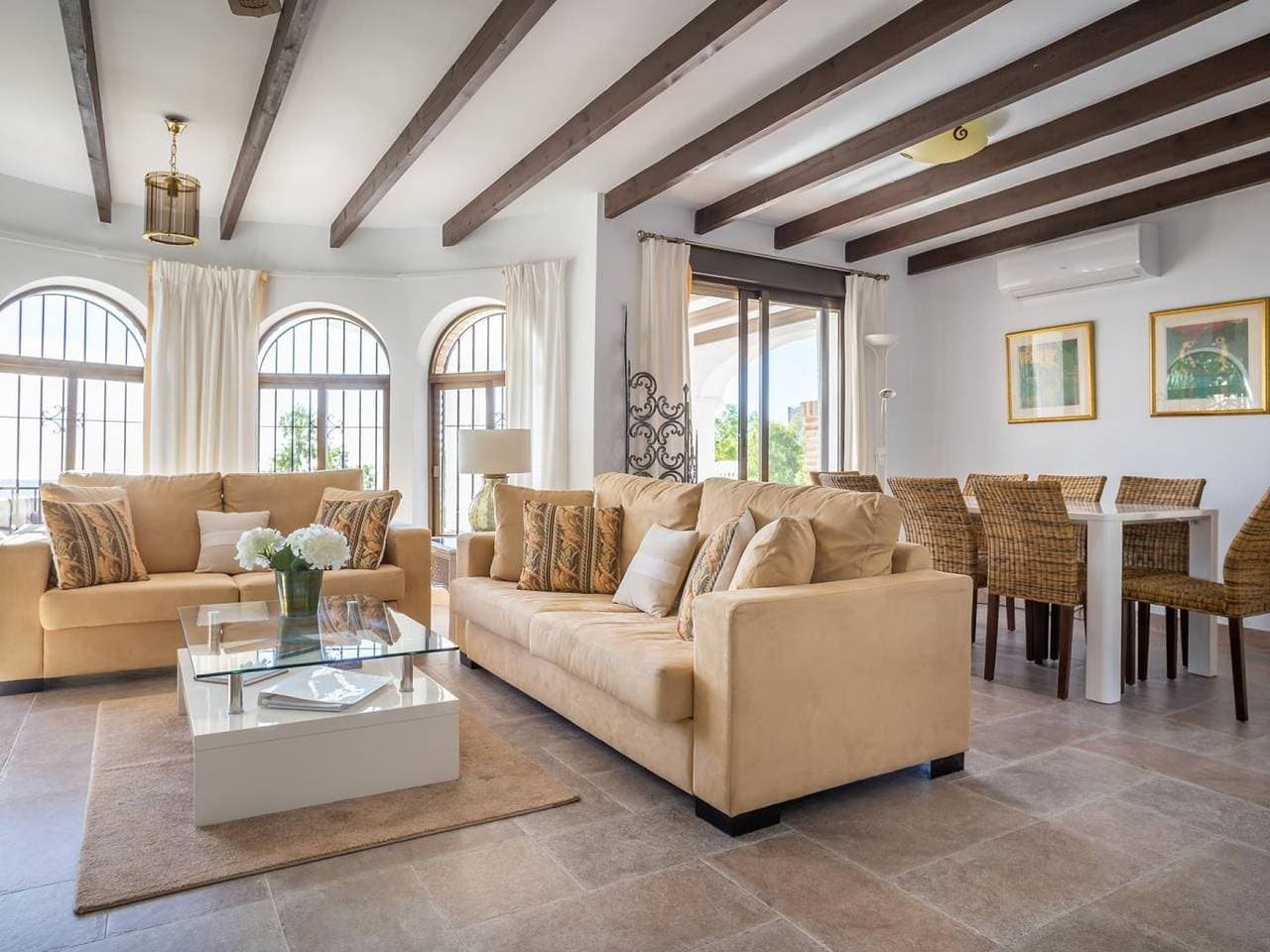 Foto 10 von 29: Andalusische Villa mit privatem Pool und Meerblick