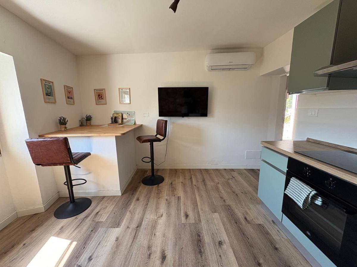 Foto 2 von 16: Studio Apartment with Sea View