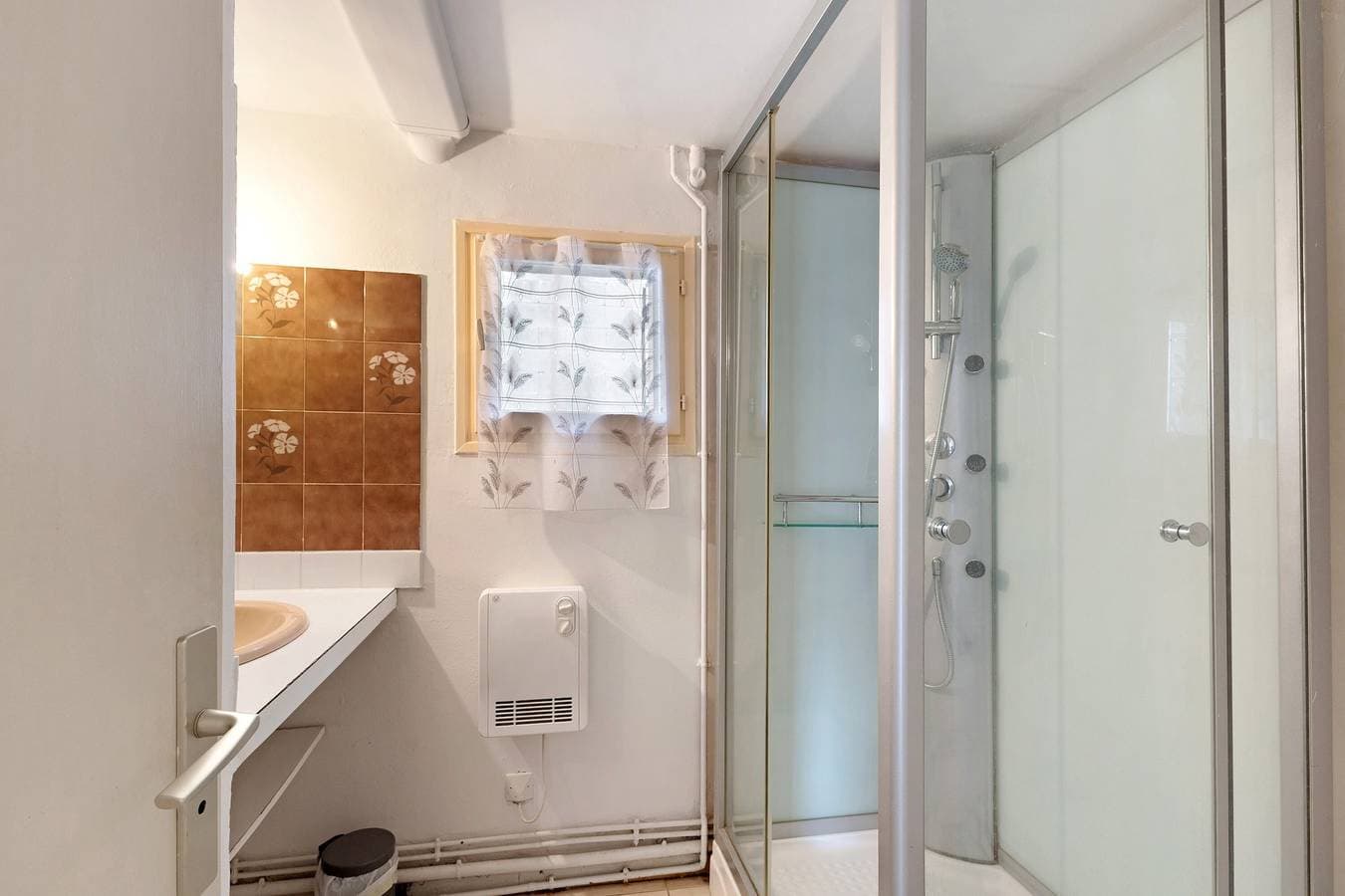 Foto 9 von 20: Appartement 'Gemütliche 1-Zimmer-Wohnung in Font' mit Bergblick, Gemeinschaftsgarten und Balkon