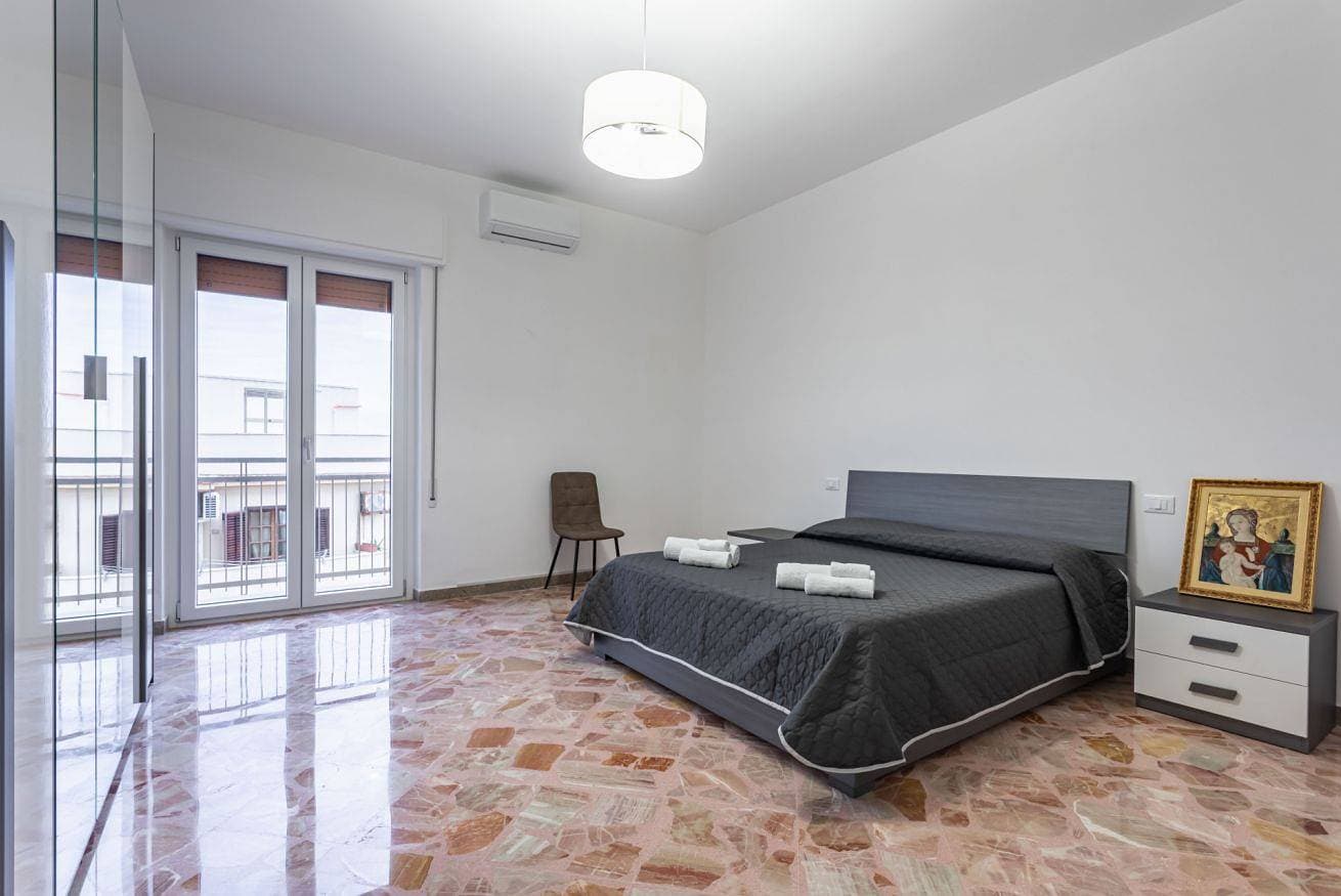 Foto 3 von 25: Ferienwohnung für 2 Personen mit Balkon/Terrasse