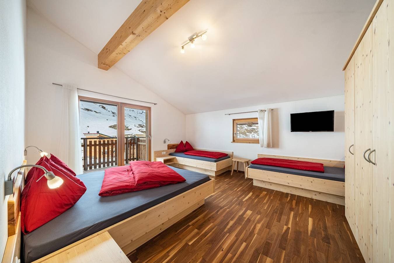 Foto 8 von 20: Ferienwohnung "Edelweiss" auf einem Bergbauernhof mit Balkon
