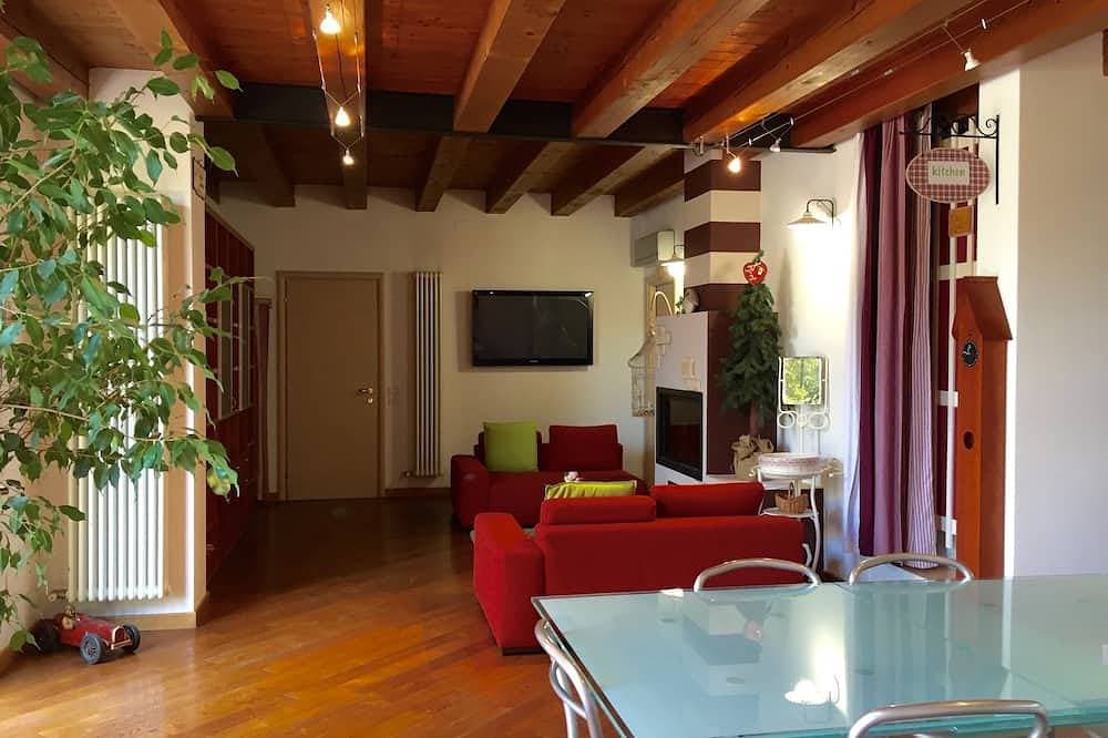 Foto 8 von 30: Verona, Wohnung mit Veranda und Garten, in singleHaus, interner Parkplatz