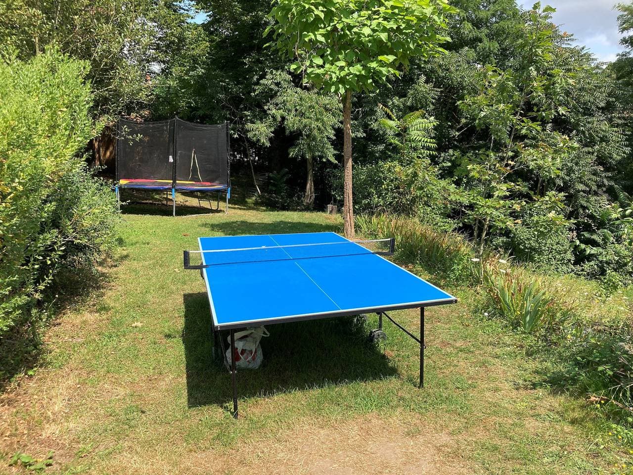 Foto 12 von 33: Gemütliches Ferienhaus mit Sauna, Pool und grünem Außenbereich in der Creuse-Talmark