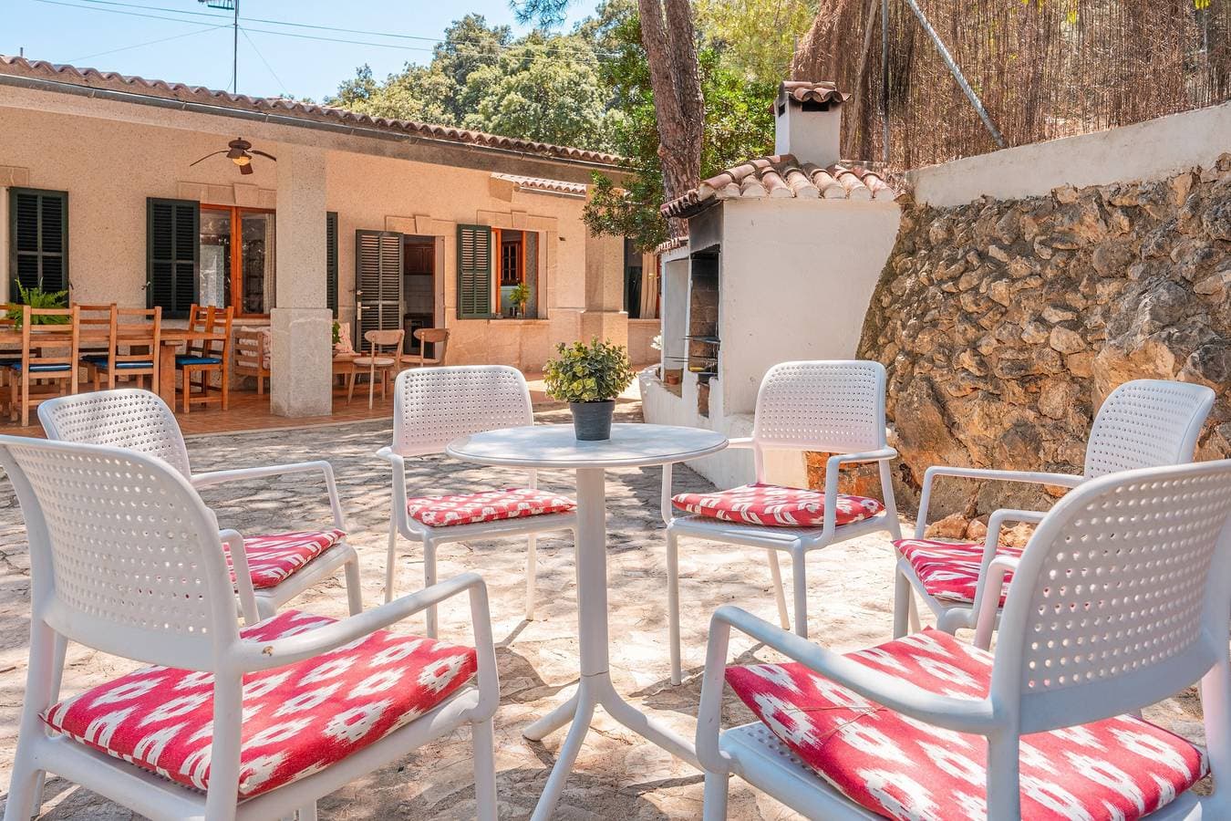 Foto 7 von 25: Haustierfreundliche Villa Ses Basses mit Bergblick, Pool und WLAN