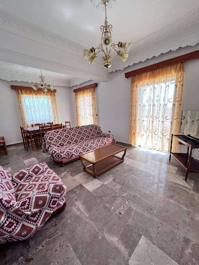 Foto 4 von 12: Three-Bedroom Apartment