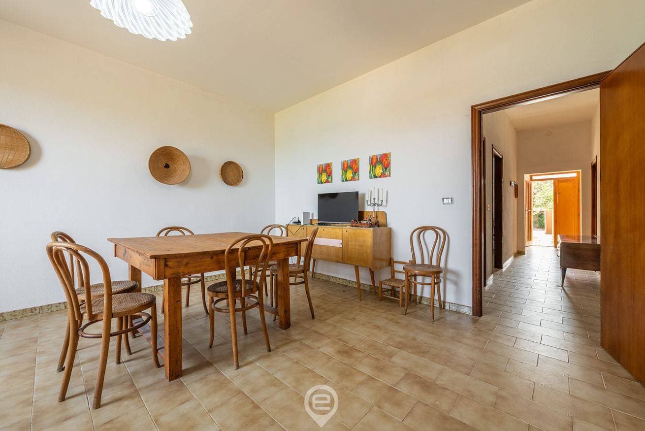 Foto 11 von 42: Ferienwohnung für 5 Personen mit Garten