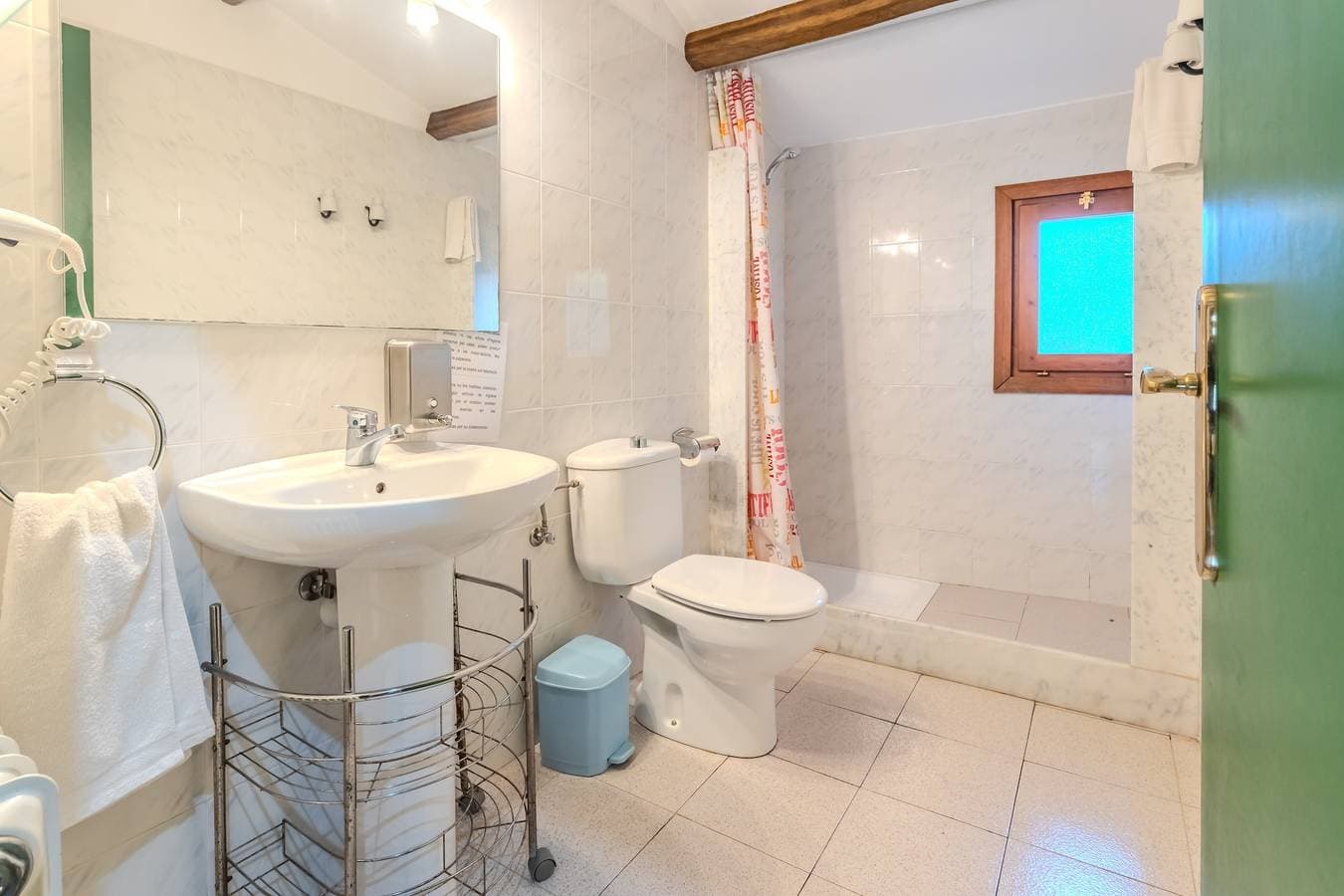 Foto 11 von 33: Landhaus 'Can Guidic' mit Bergblick, privatem Pool und WLAN