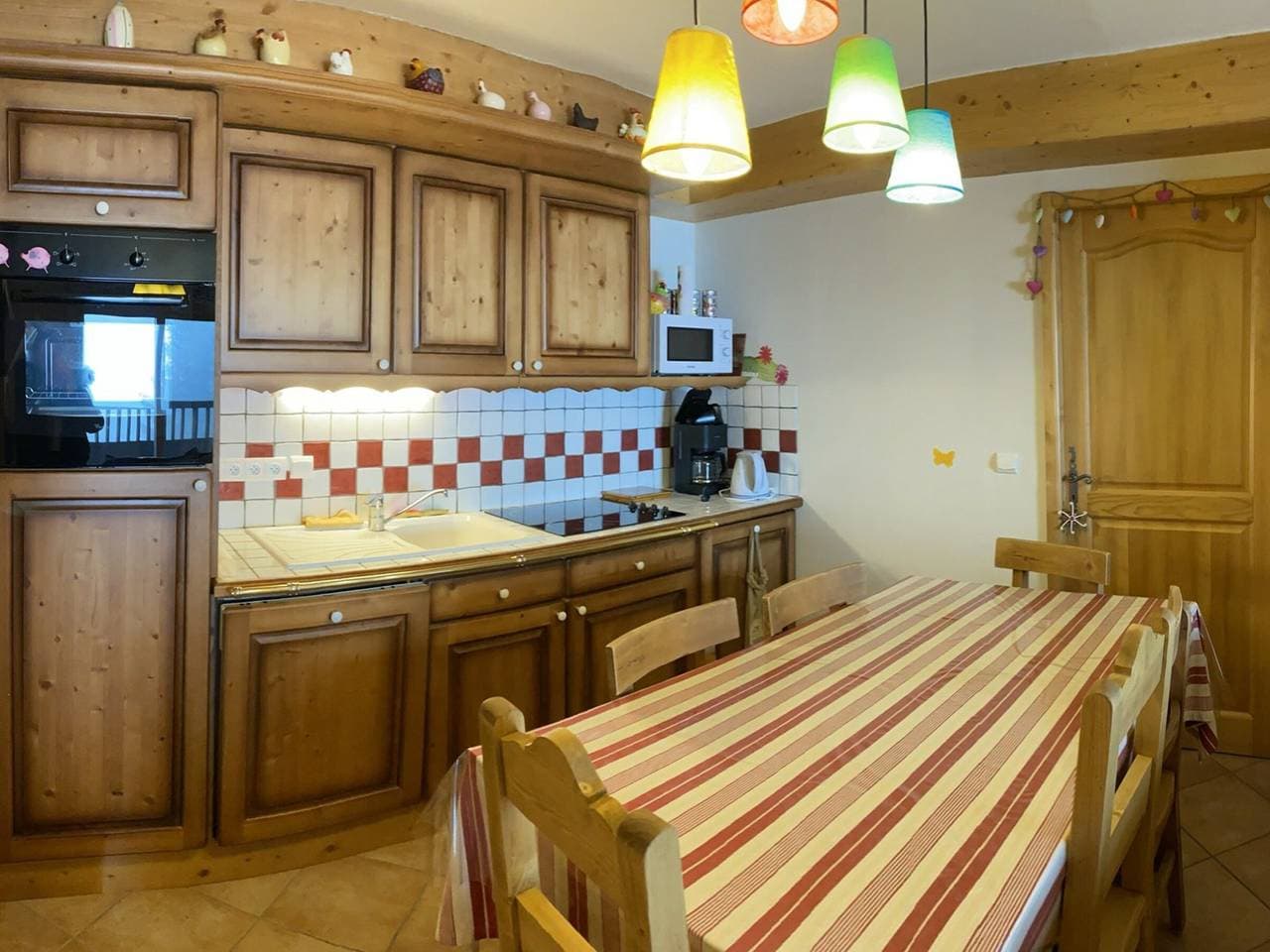Foto 5 von 21: Wohnung 8 Pers, Südbalkon, Parkplatz und Pool