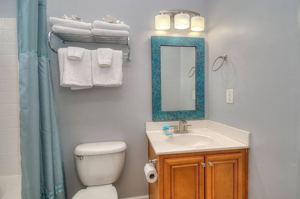 Foto 2 von 15: Gulf Stream Cottage 251 - Walk to Beach - Community Pool - 2 Bed/2 Bath