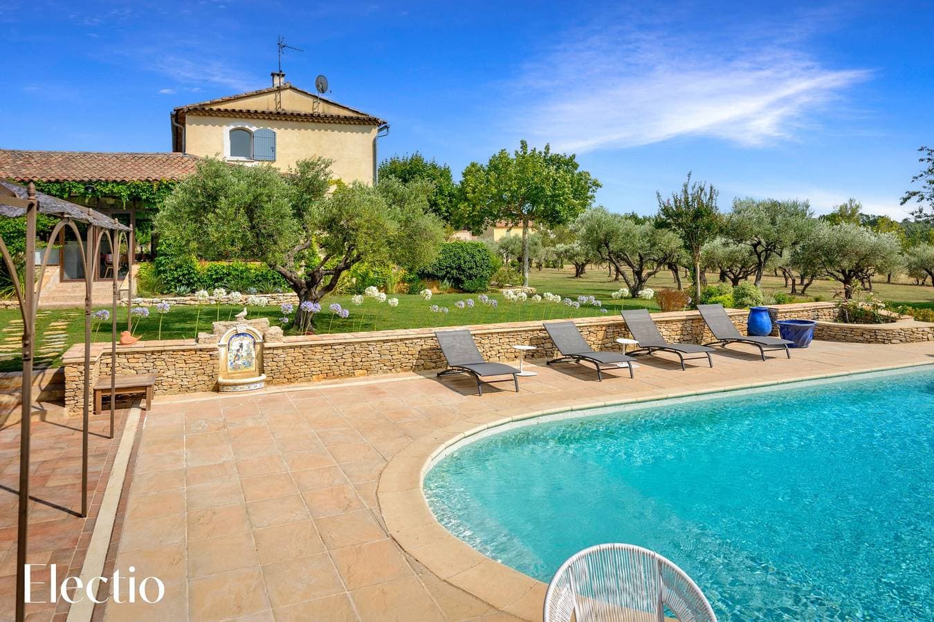 Foto 4 von 20: Appartement I Bastide La Gravière I Pool & Garten
