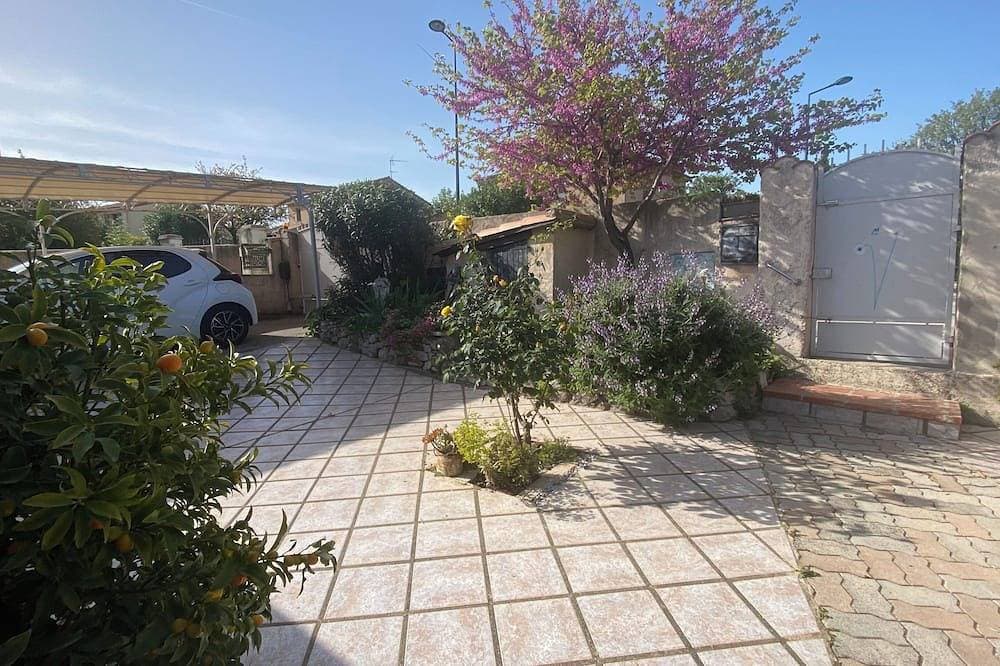 Foto 12 von 26: Charming single storey villa, sun, shading, for 6 people, pets allowed