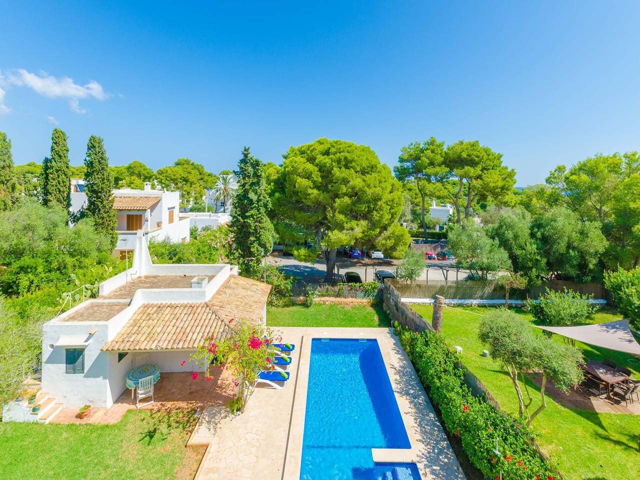 Foto 11 von 57: Ca N'estel - Ferienhaus Mit Privatem Pool